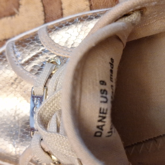 Ladies gold sneakers size9 - Picture 5 of 6